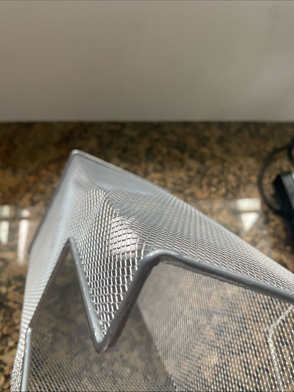 Metal Mesh Router Guard - Silver - Picture 4 of 5
